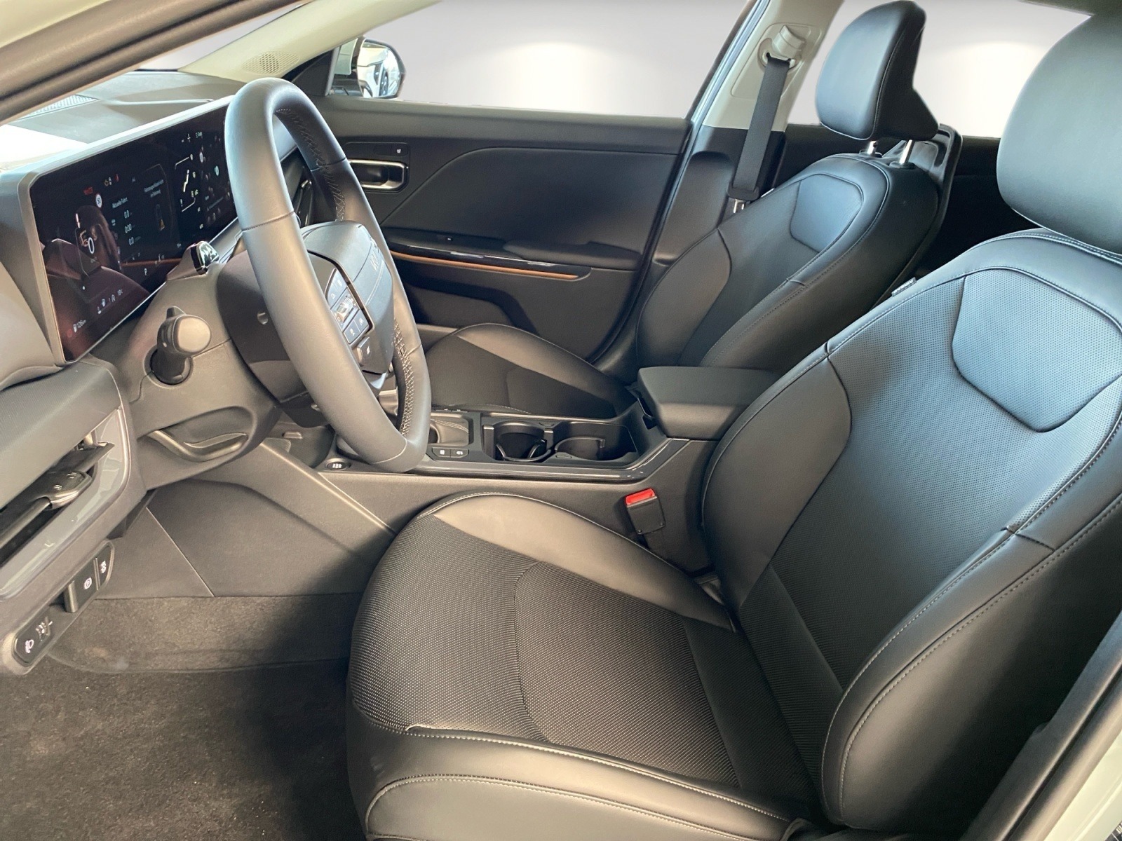 Kia K4 – Bild 8
