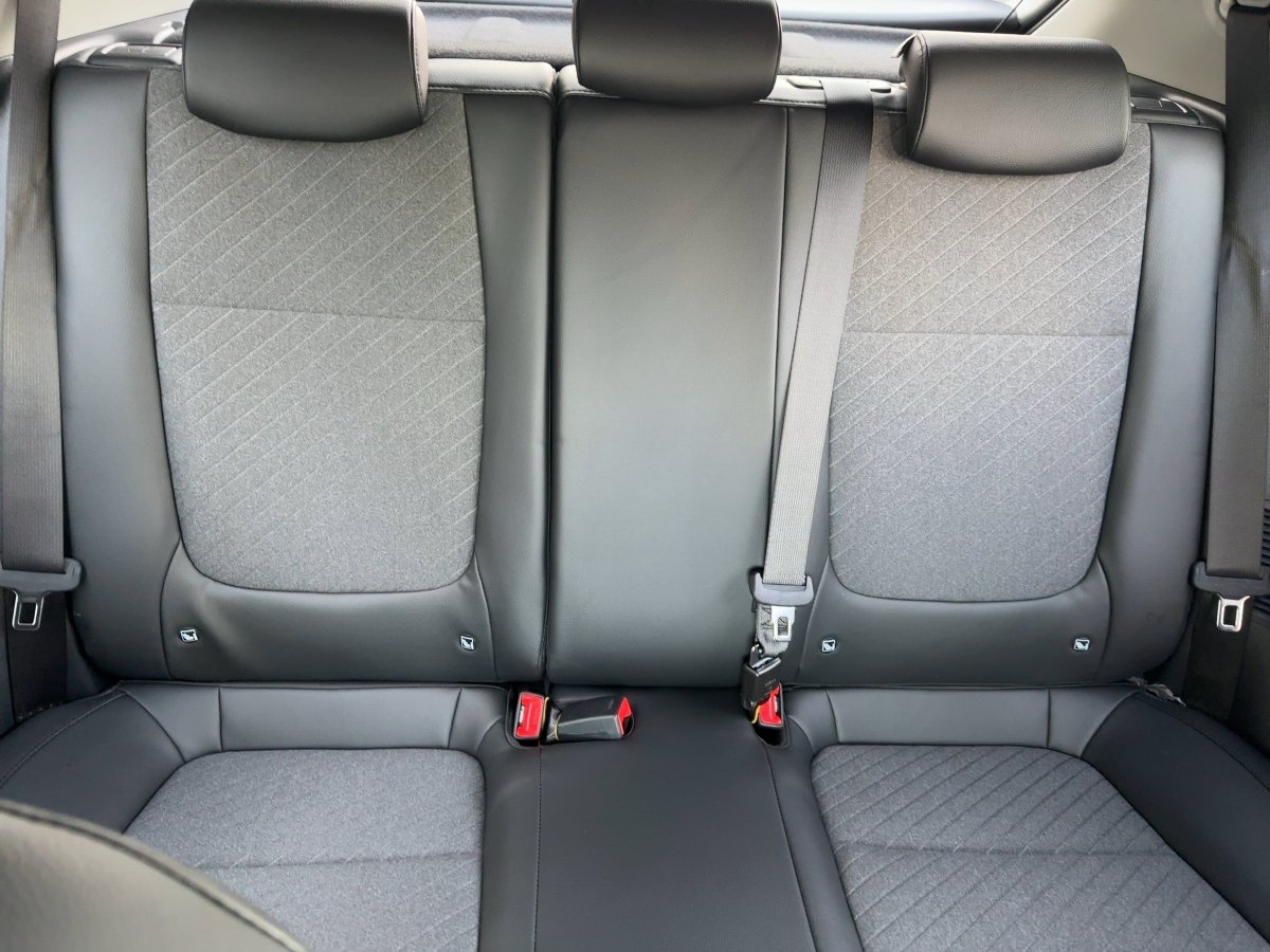 Kia Stonic – Bild 17