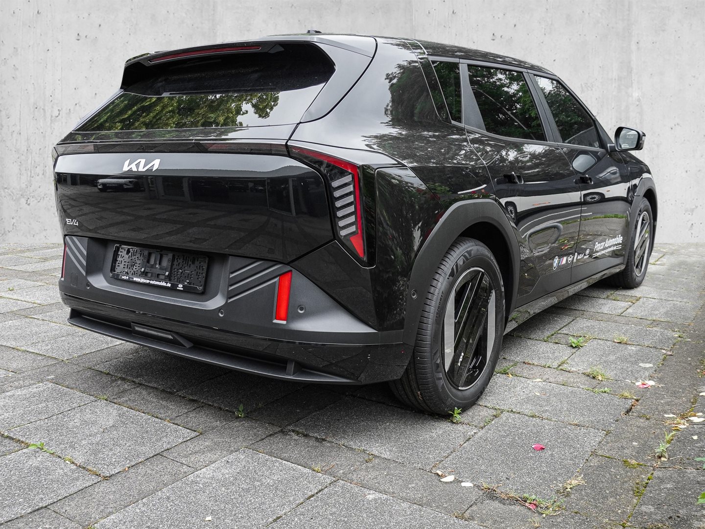 Kia EV4