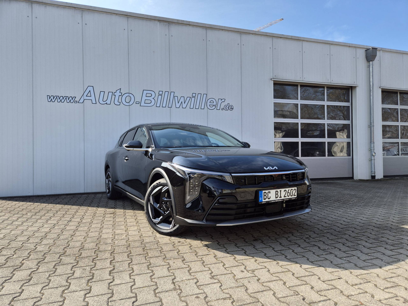 Kia K4