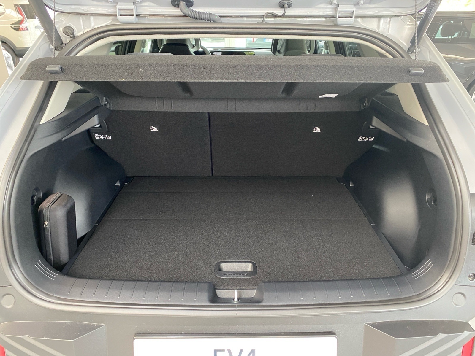 Kia EV4