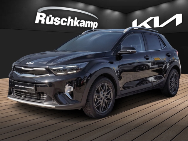 Kia STONIC 2025 — véhicule d'occasion importé