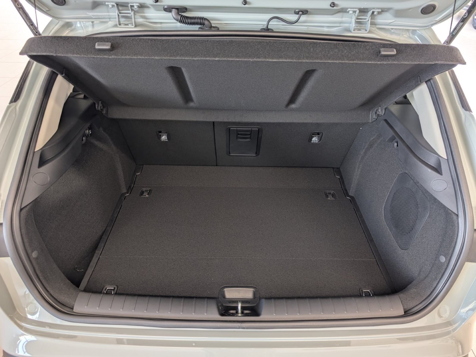Kia K4 – Bild 12