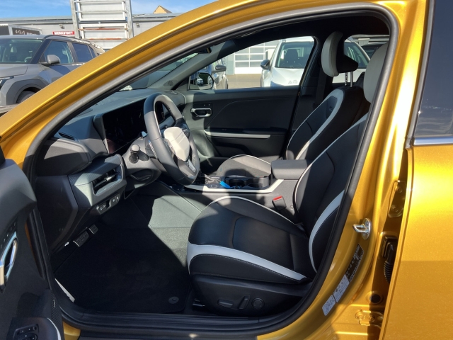 Kia K4