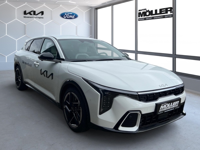 Kia K4