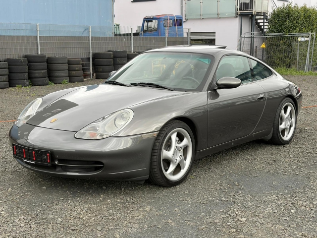 Porsche 996 Carrera 4 Coupe LEDER TIPTRONIC XENON