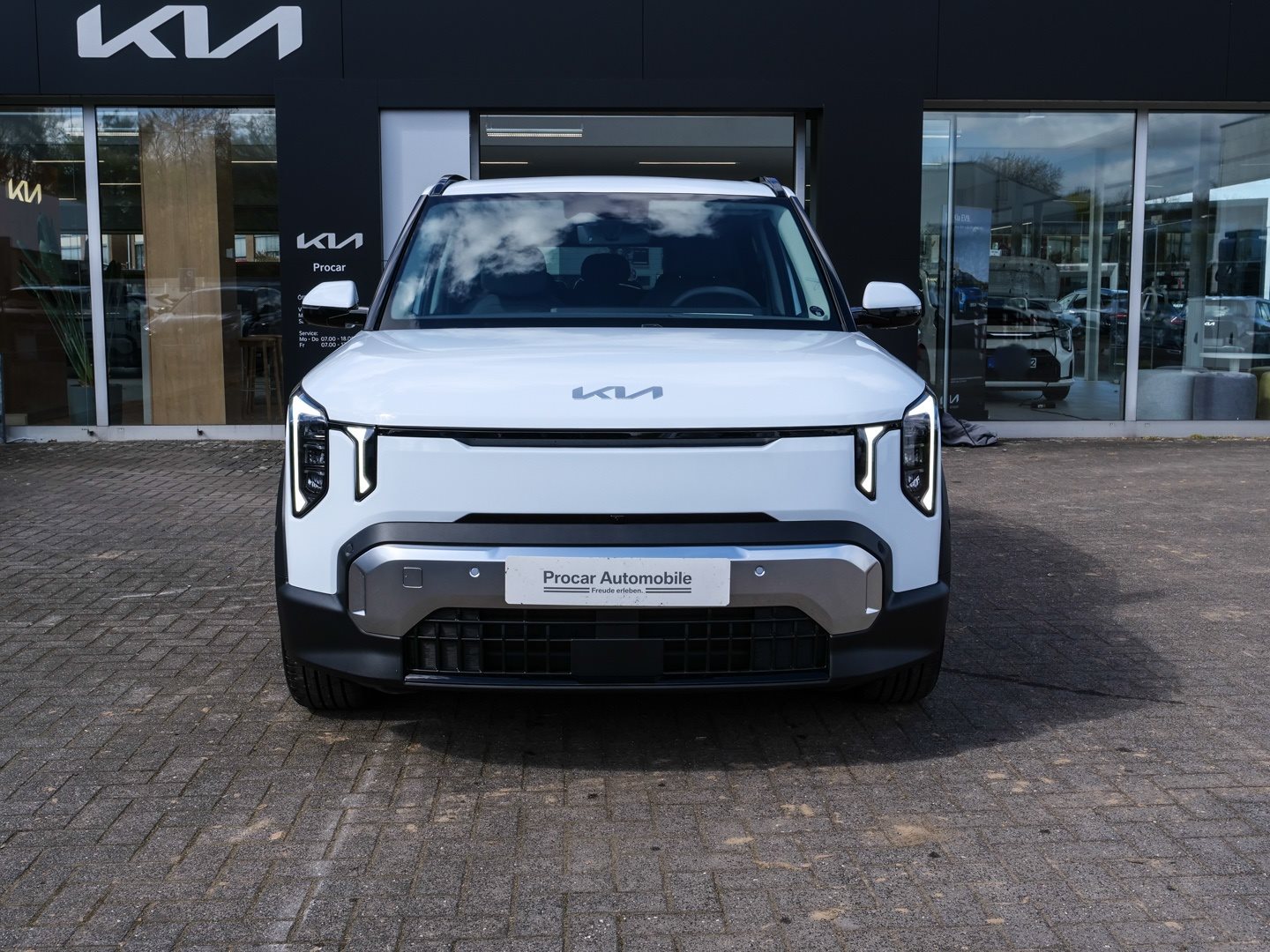 Kia EV2