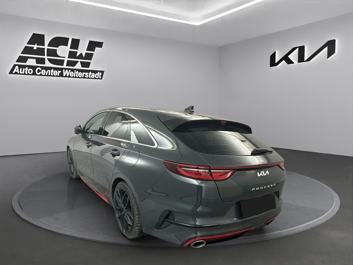 Kia ProCeed