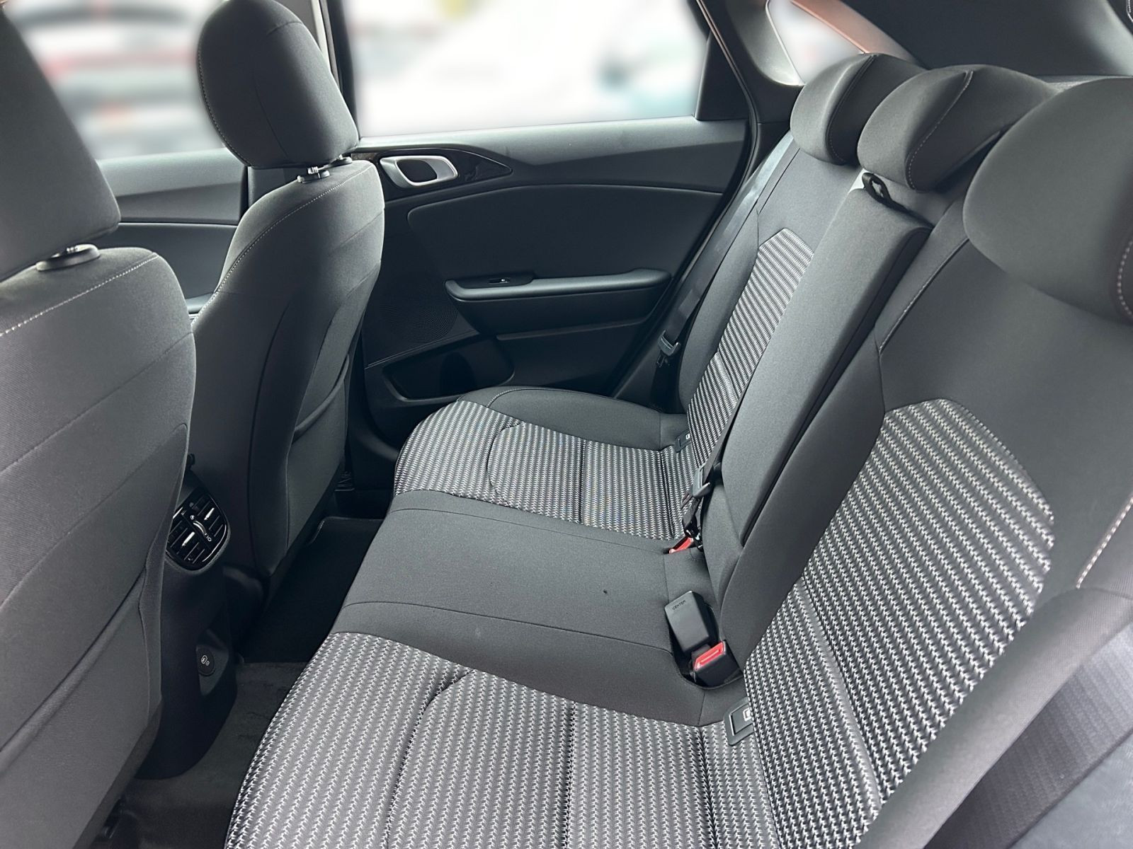 Kia cee'd – Bild 12