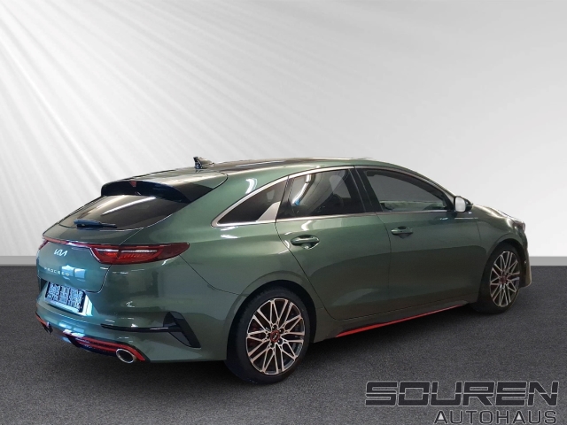 Kia ProCeed