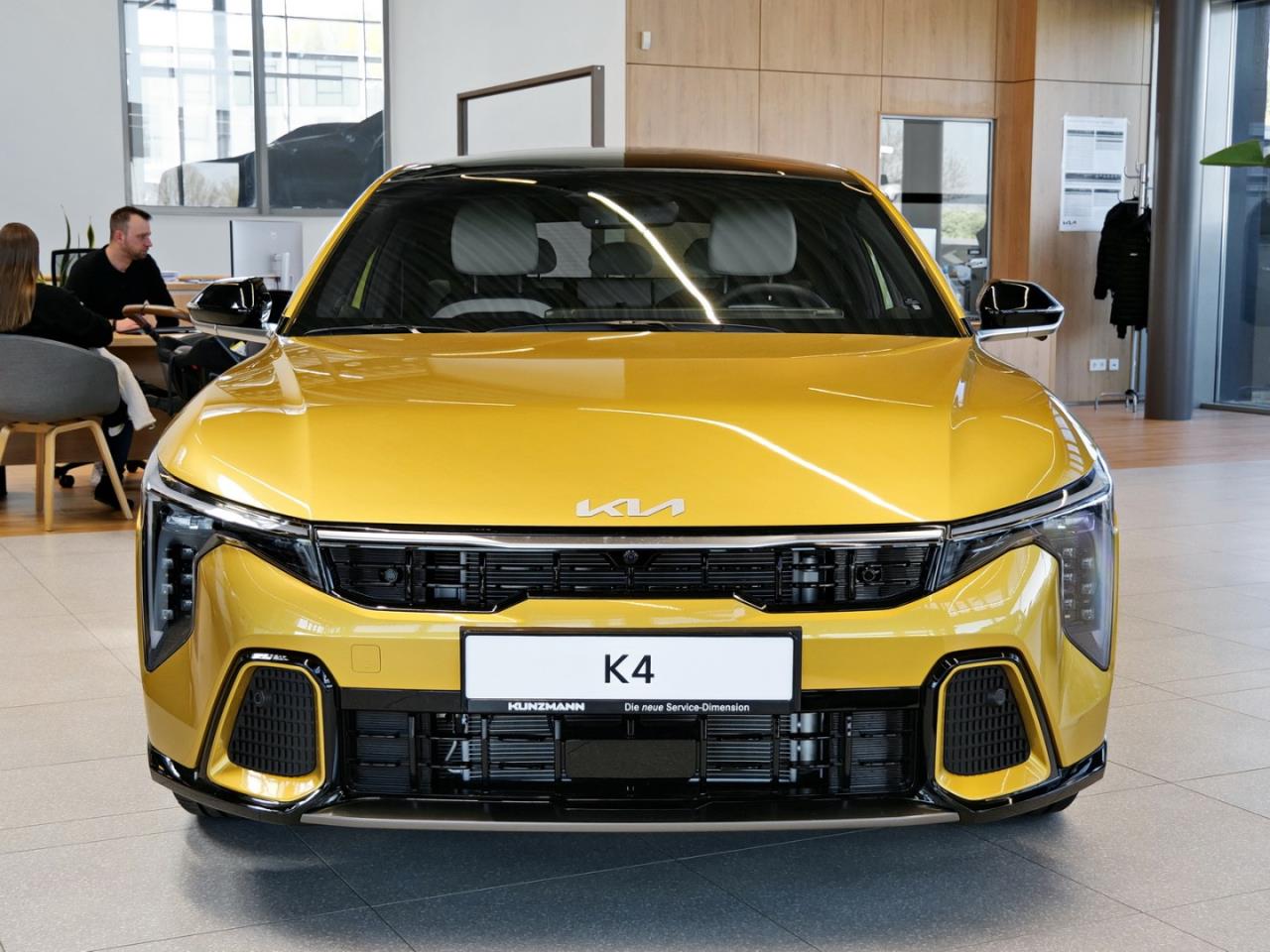 Kia K4