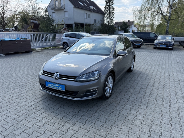 VW Golf Highline BMT2,0 TDI Bi-Xenon PDCv+h Alu16 E6