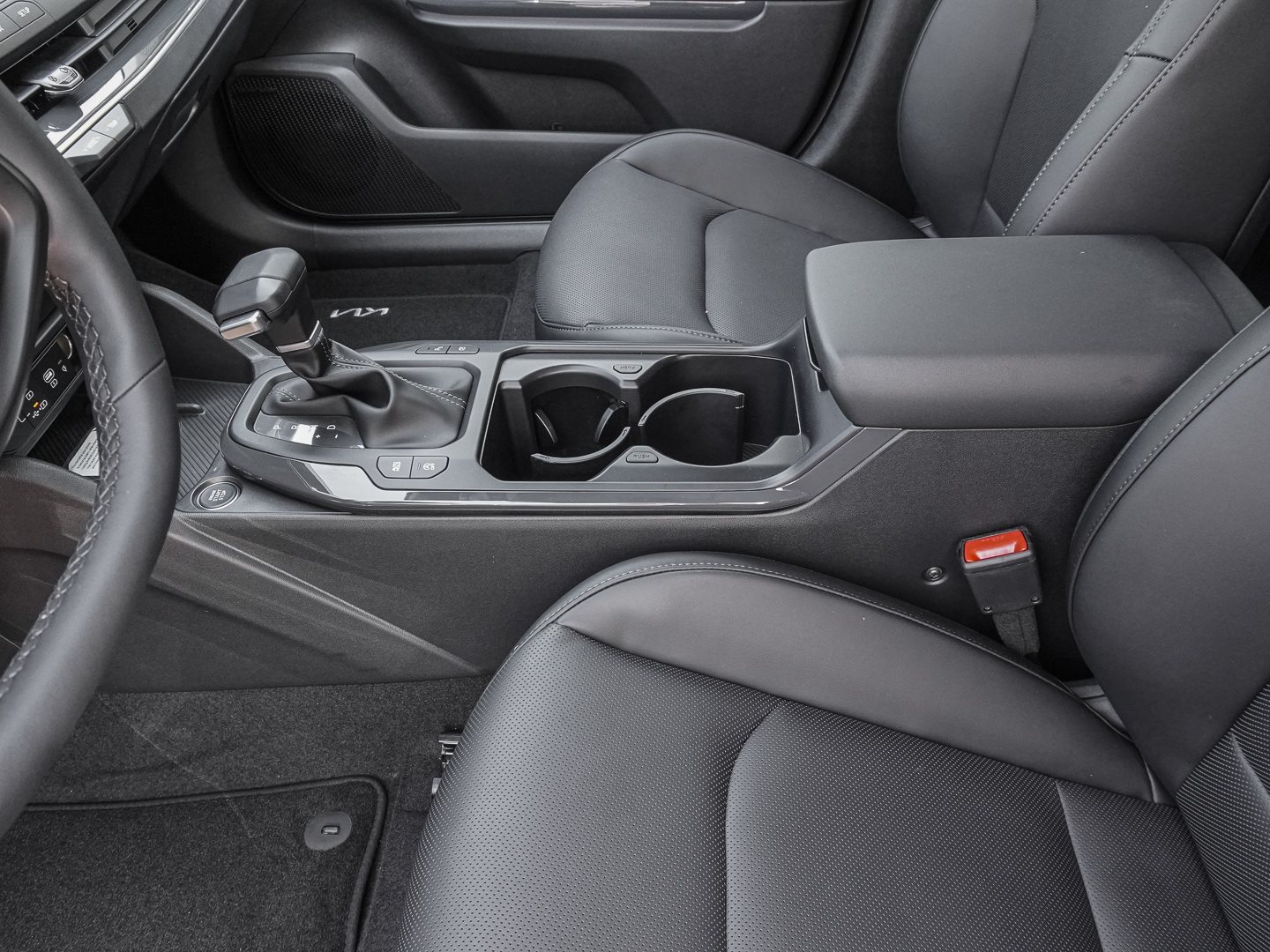 Kia K4 SW – Bild 11