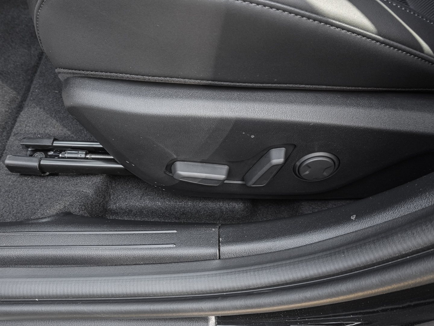 Kia K4 SW – Bild 12