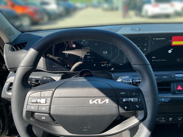 Kia K4 SW – Bild 10