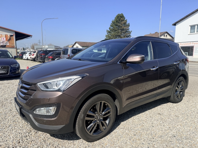 Hyundai Santa Fe 2.2 CRDi Premium 4WD Automatik Kamera Xen