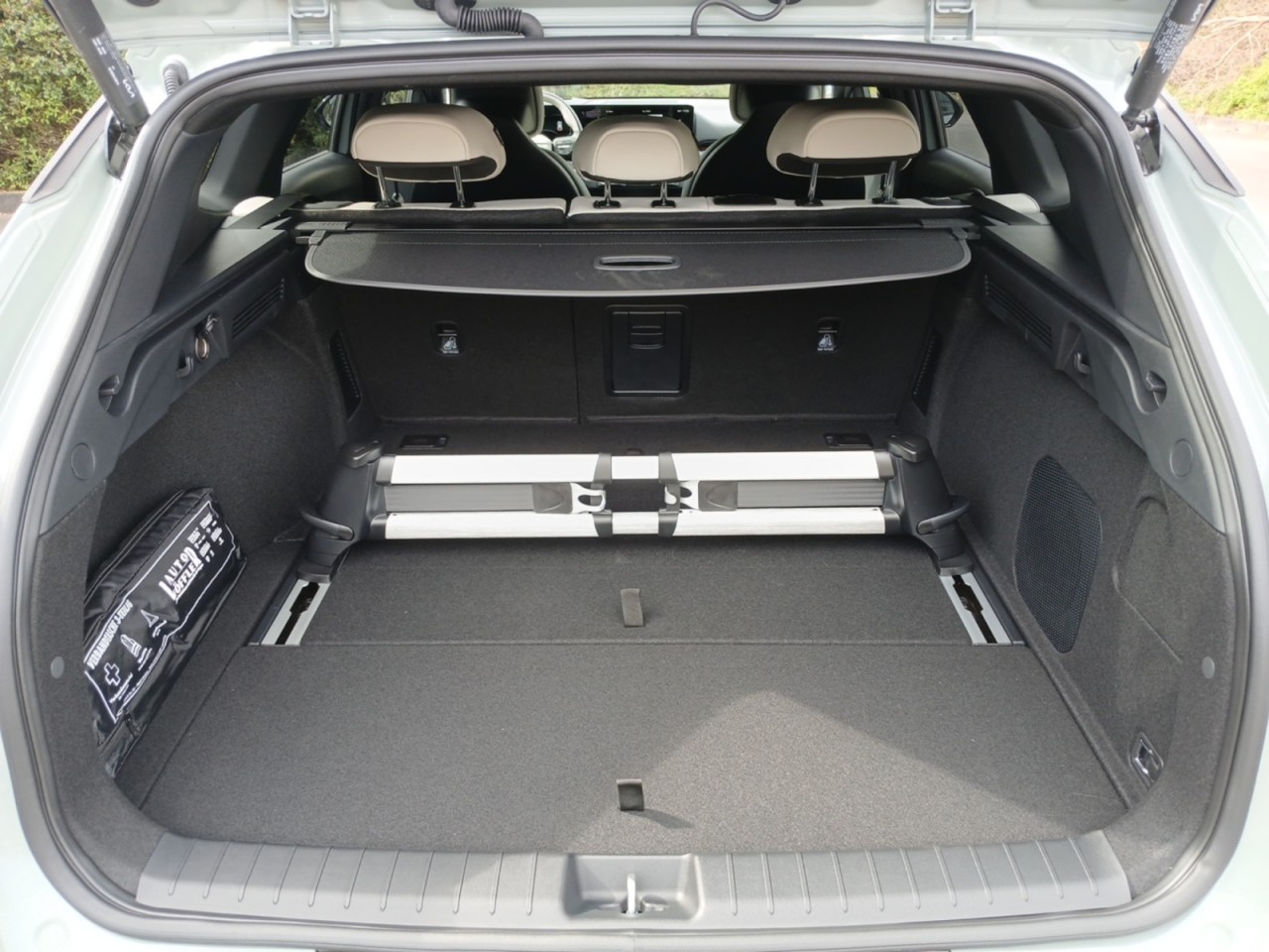 Kia K4 SW – Bild 16