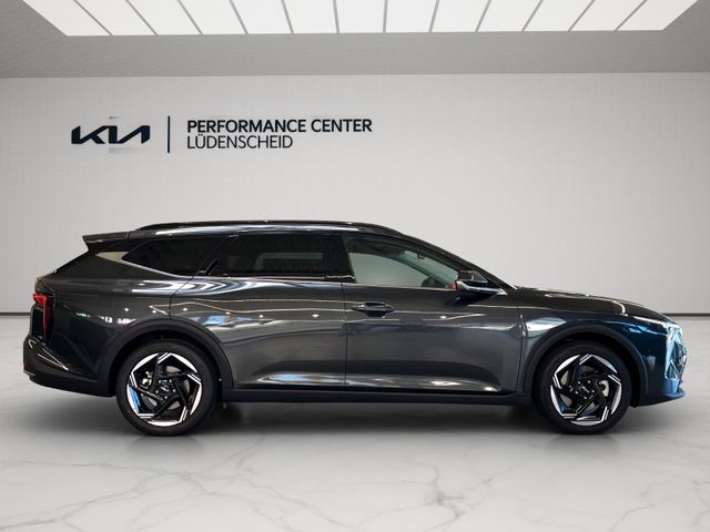 Kia K4