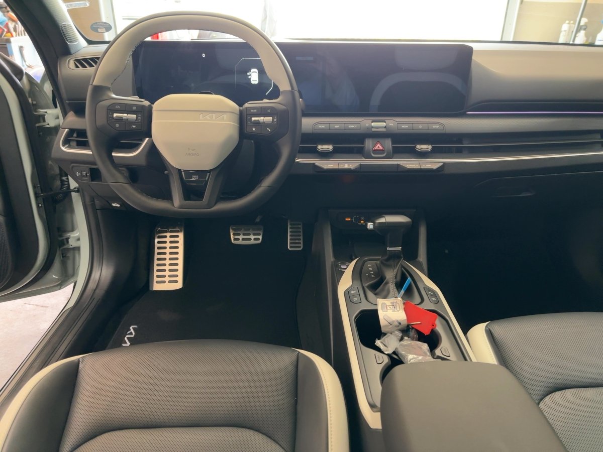 Kia K4 – Bild 15