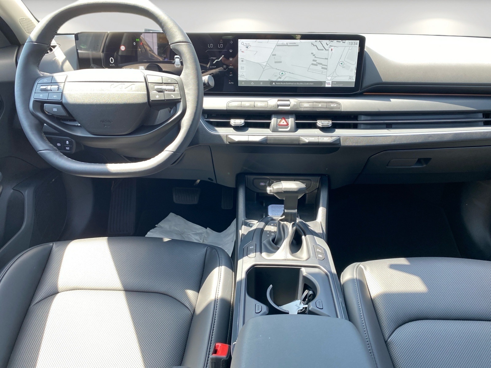 Kia K4 SW – Bild 8