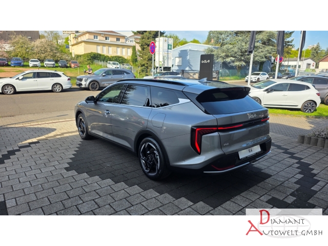 Kia K4 SW – Bild 7