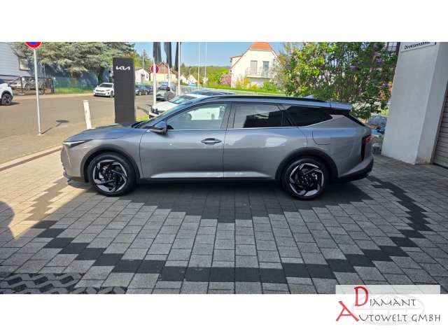 Kia K4 SW – Bild 8