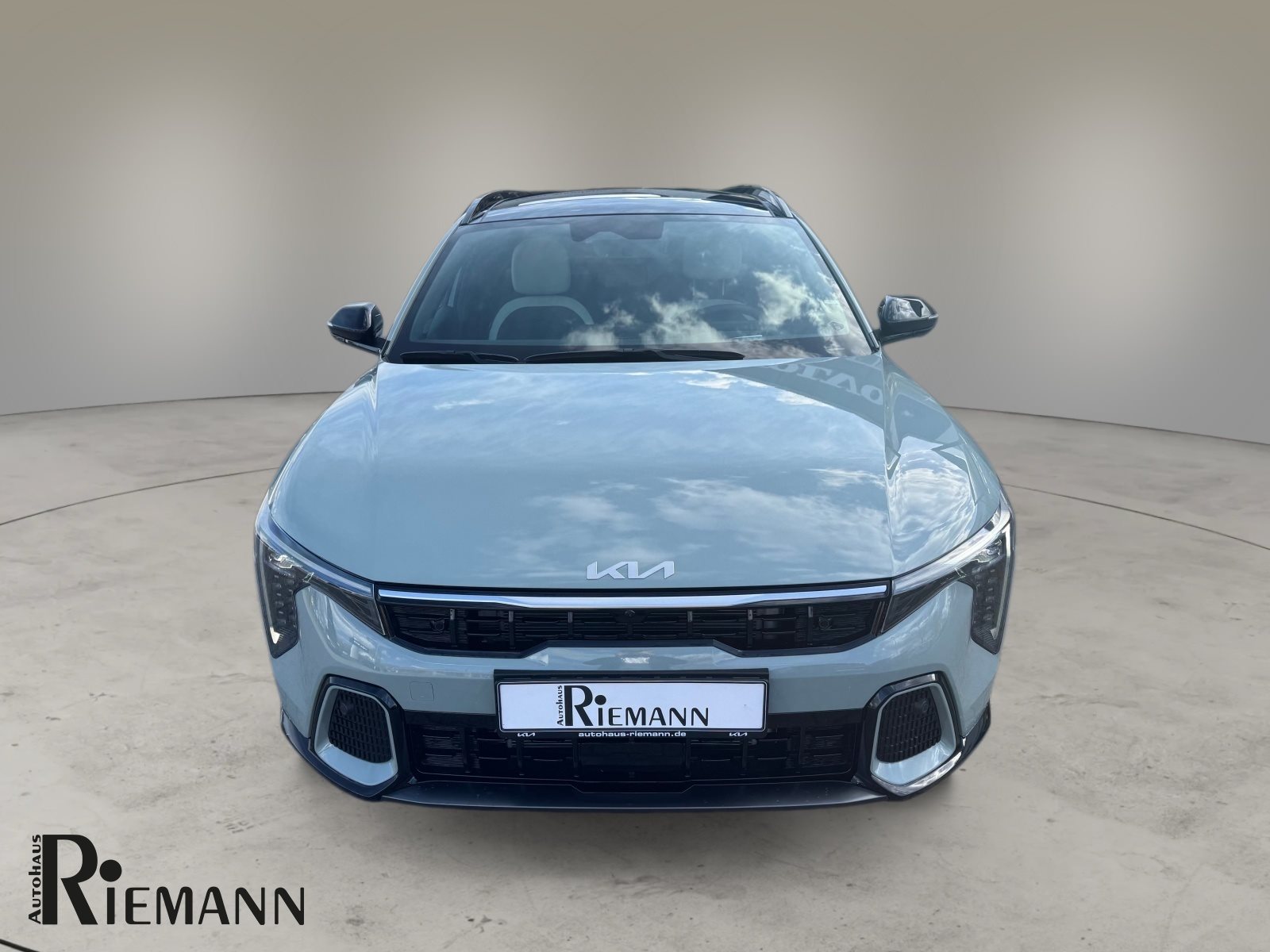 Kia K4