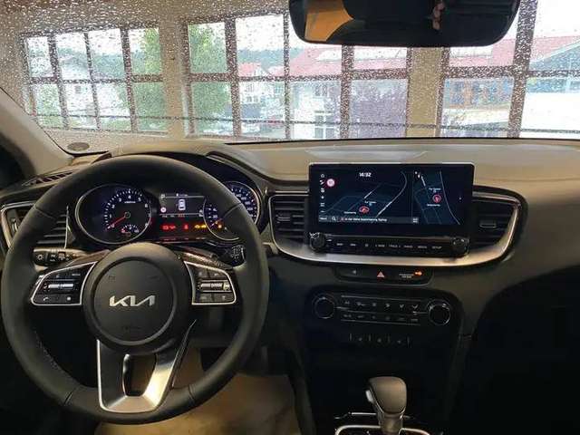 Kia cee'd – Bild 12