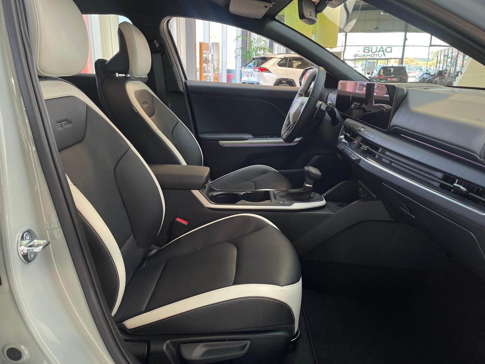 Kia K4 SW – Bild 13