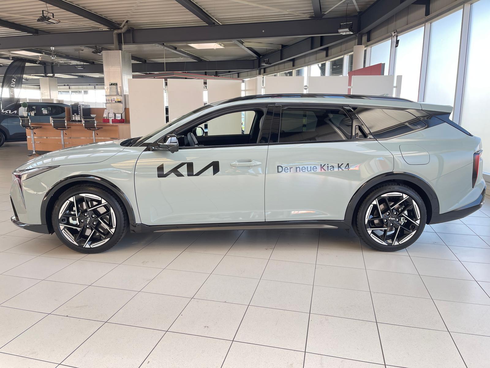 Kia K4 SW