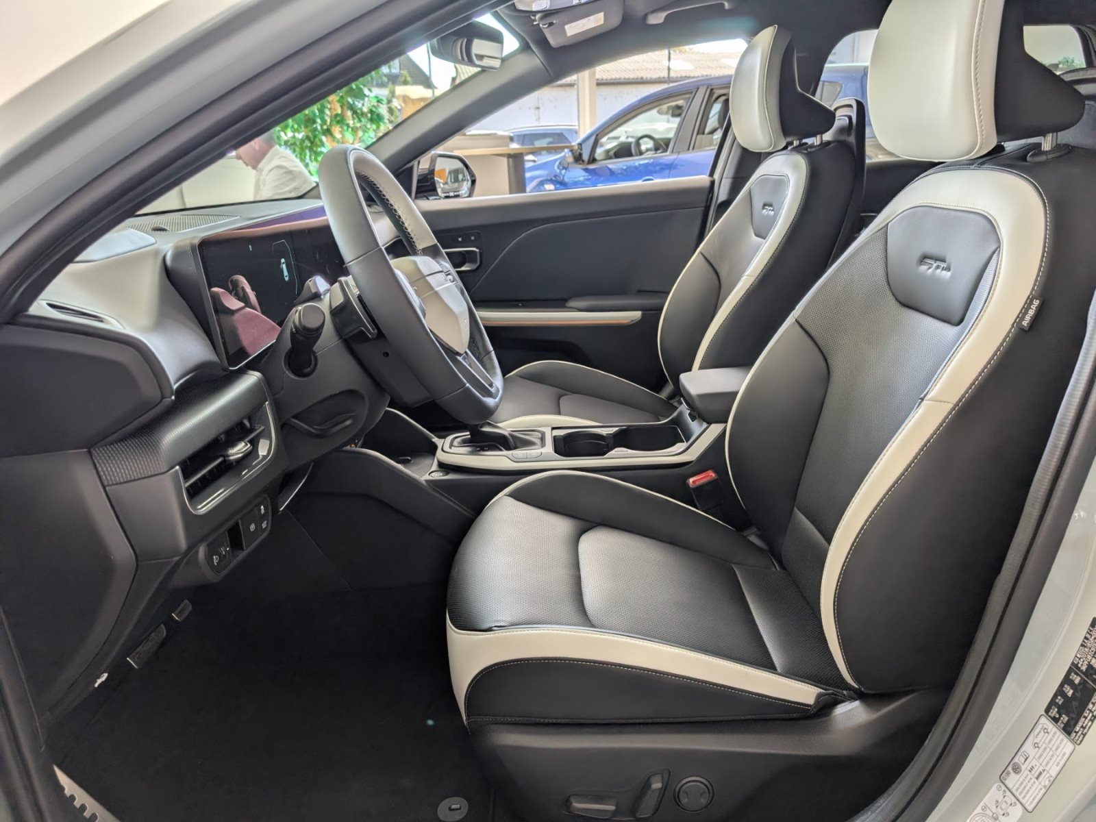 Kia K4 SW – Bild 8