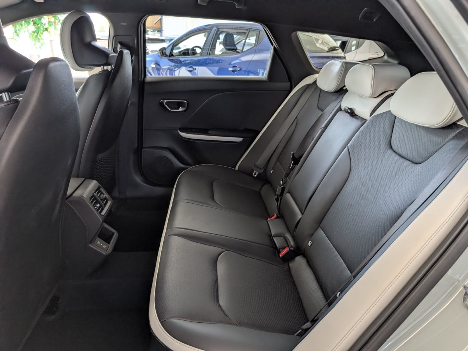 Kia K4 SW – Bild 9