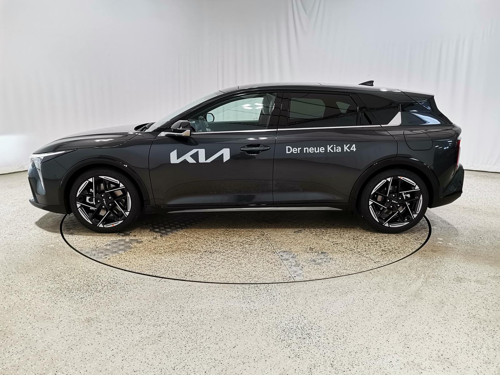 Kia K4