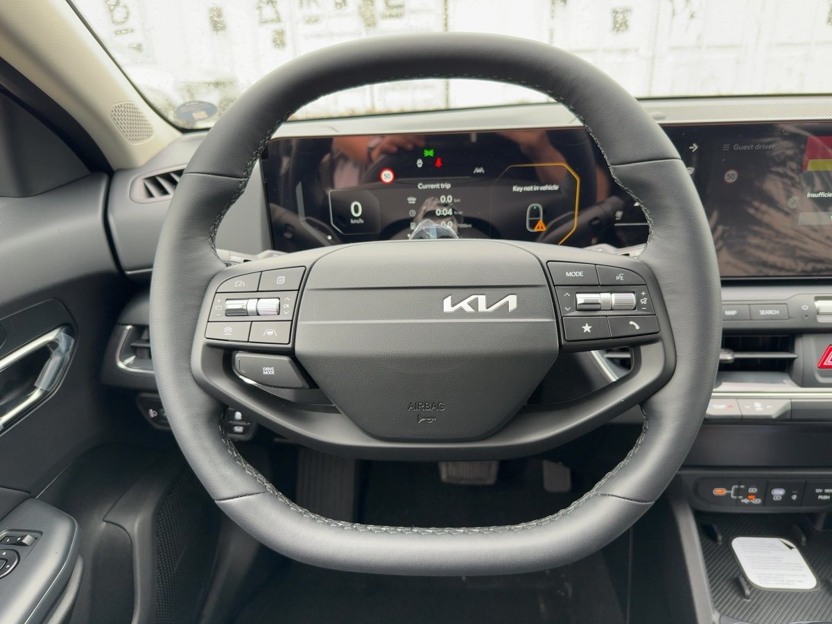Kia K4 – Bild 12