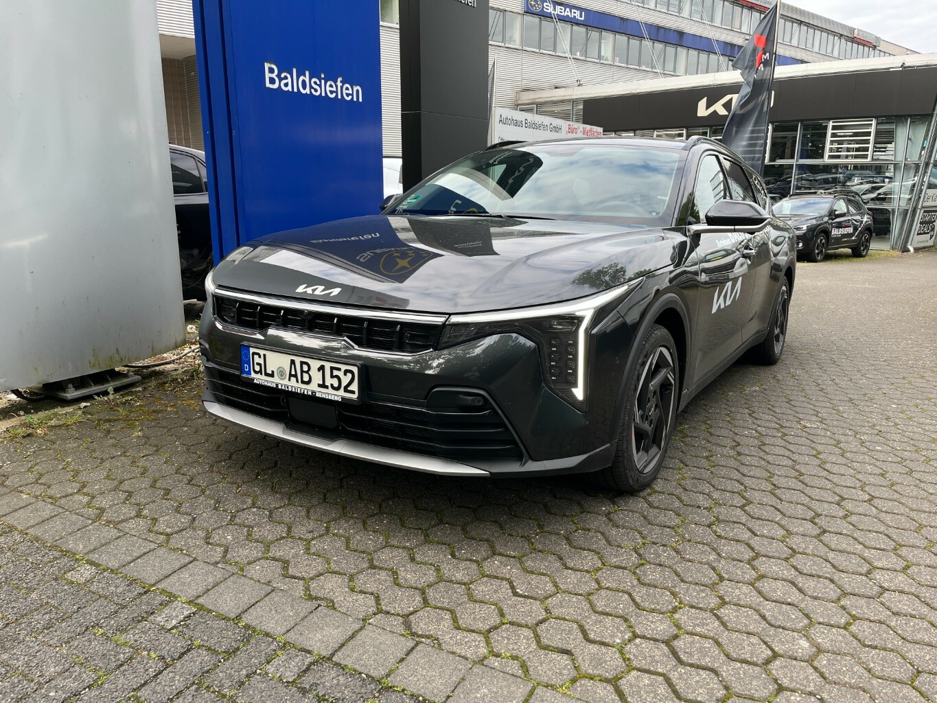Kia K4