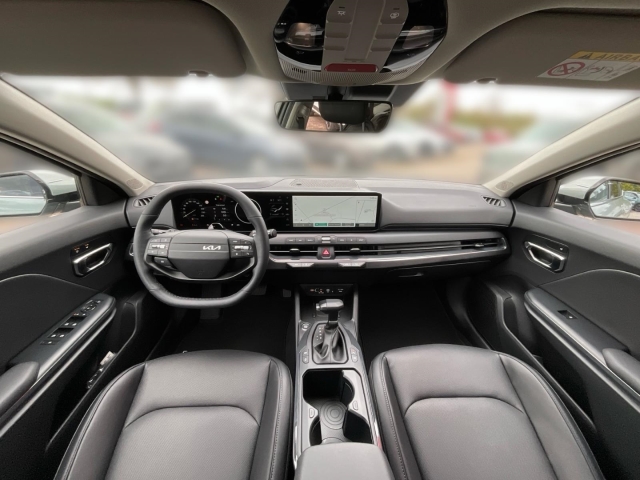Kia K4 SW – Bild 11