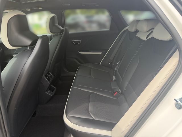Kia K4 SW – Bild 14