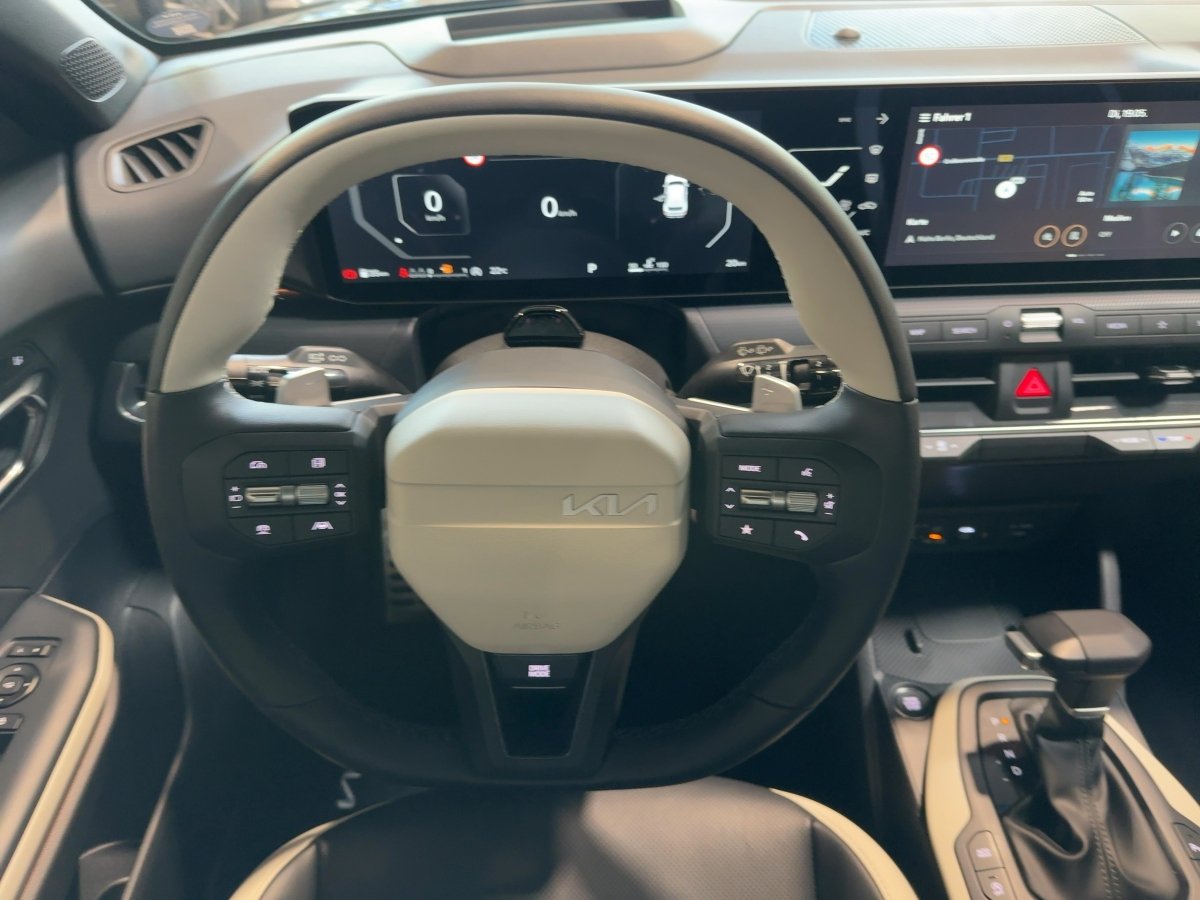 Kia K4 SW – Bild 12
