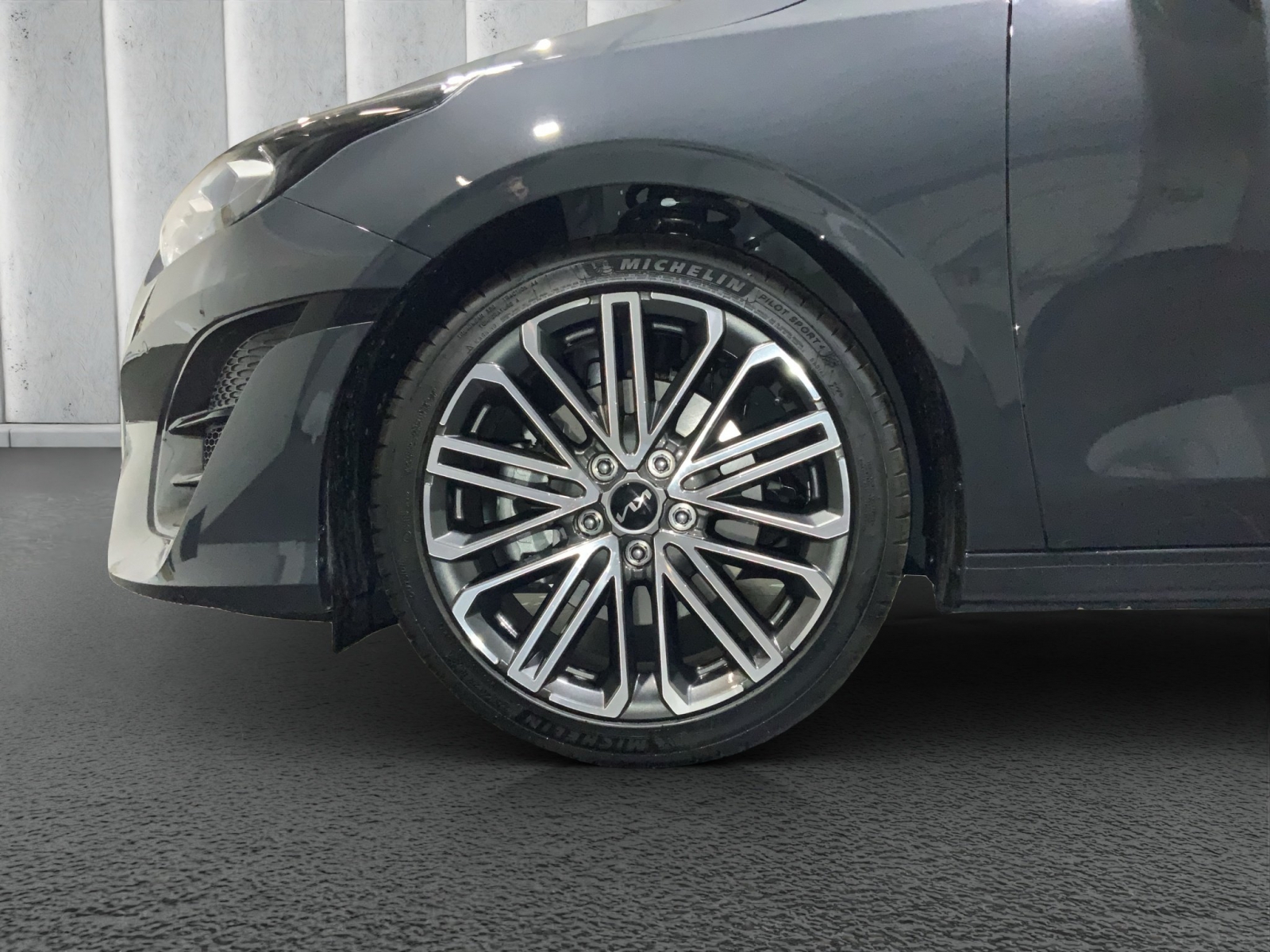 Kia Ceed GT – Bild 9
