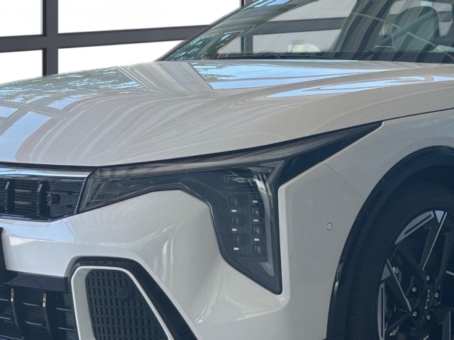 Kia K4 SW