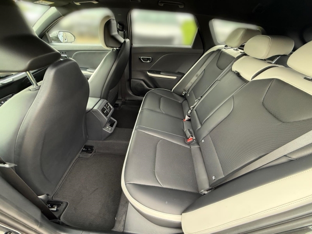 Kia K4 SW – Bild 11