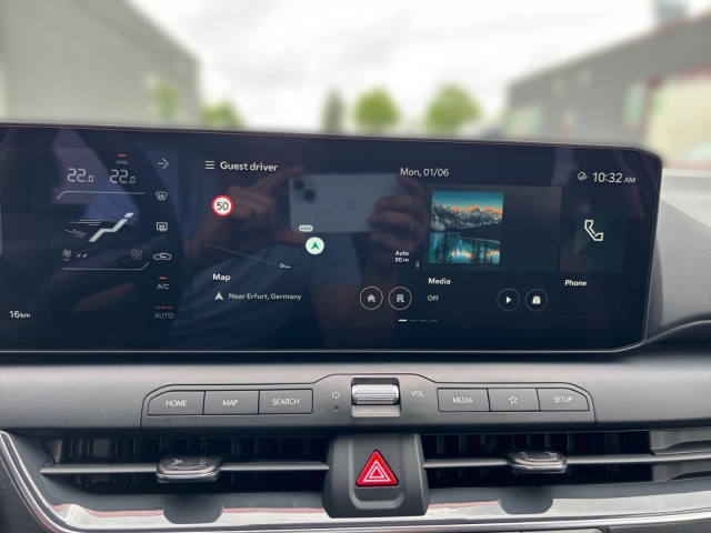 Kia K4 SW – Bild 11