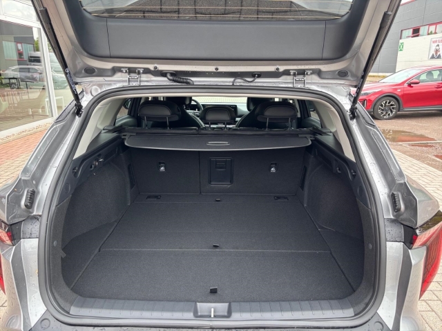 Kia K4 SW – Bild 14