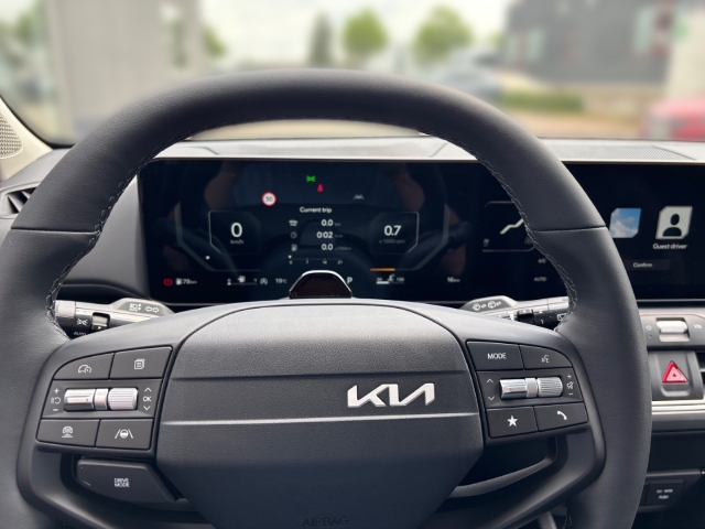 Kia K4 SW – Bild 10