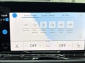 VW Golf 2.0 TDI Life Active Pano HUD Matrix ACC AHK Rcam Navi