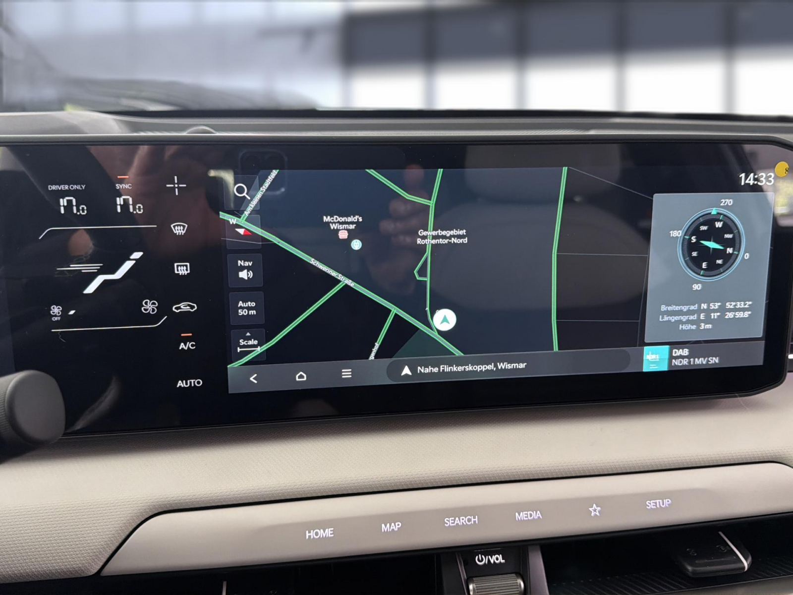 Kia EV4 Fastback – Bild 11