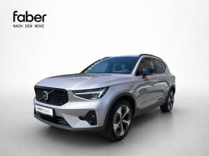 Volvo XC40 B4 Benziner Plus Dark 2WD