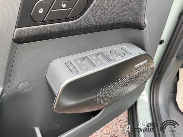 Kia EV2