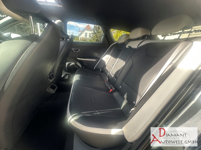 Kia K4 SW – Bild 17