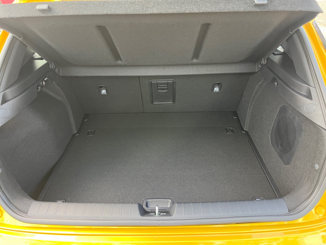 Kia K4 – Bild 12